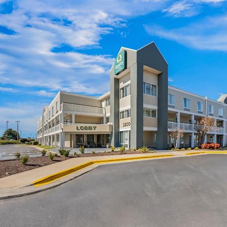 רוקי מאונט Quality Inn מראה חיצוני תמונה