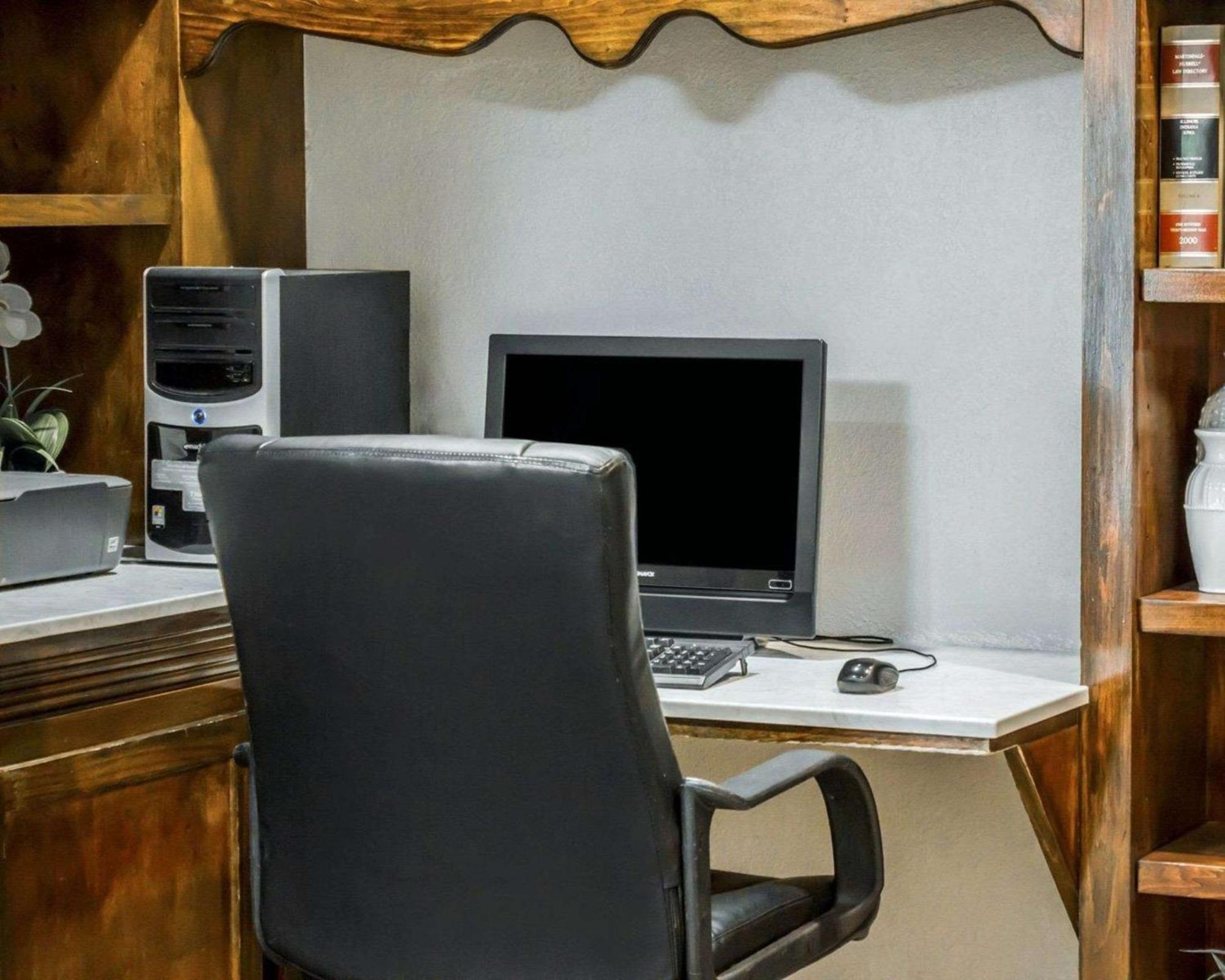 רוקי מאונט Quality Inn מראה חיצוני תמונה