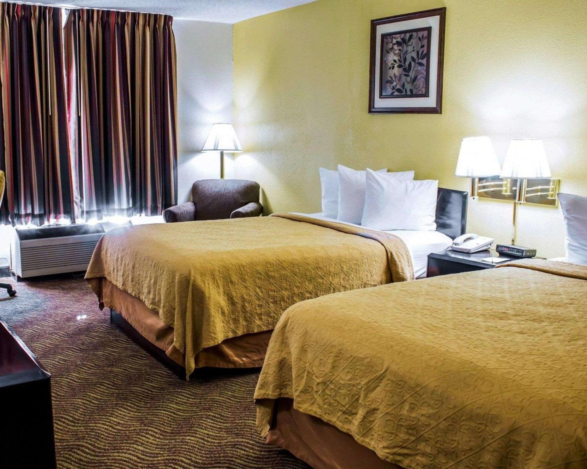 רוקי מאונט Quality Inn מראה חיצוני תמונה