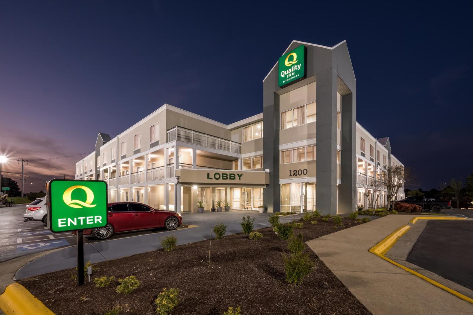 רוקי מאונט Quality Inn מראה חיצוני תמונה