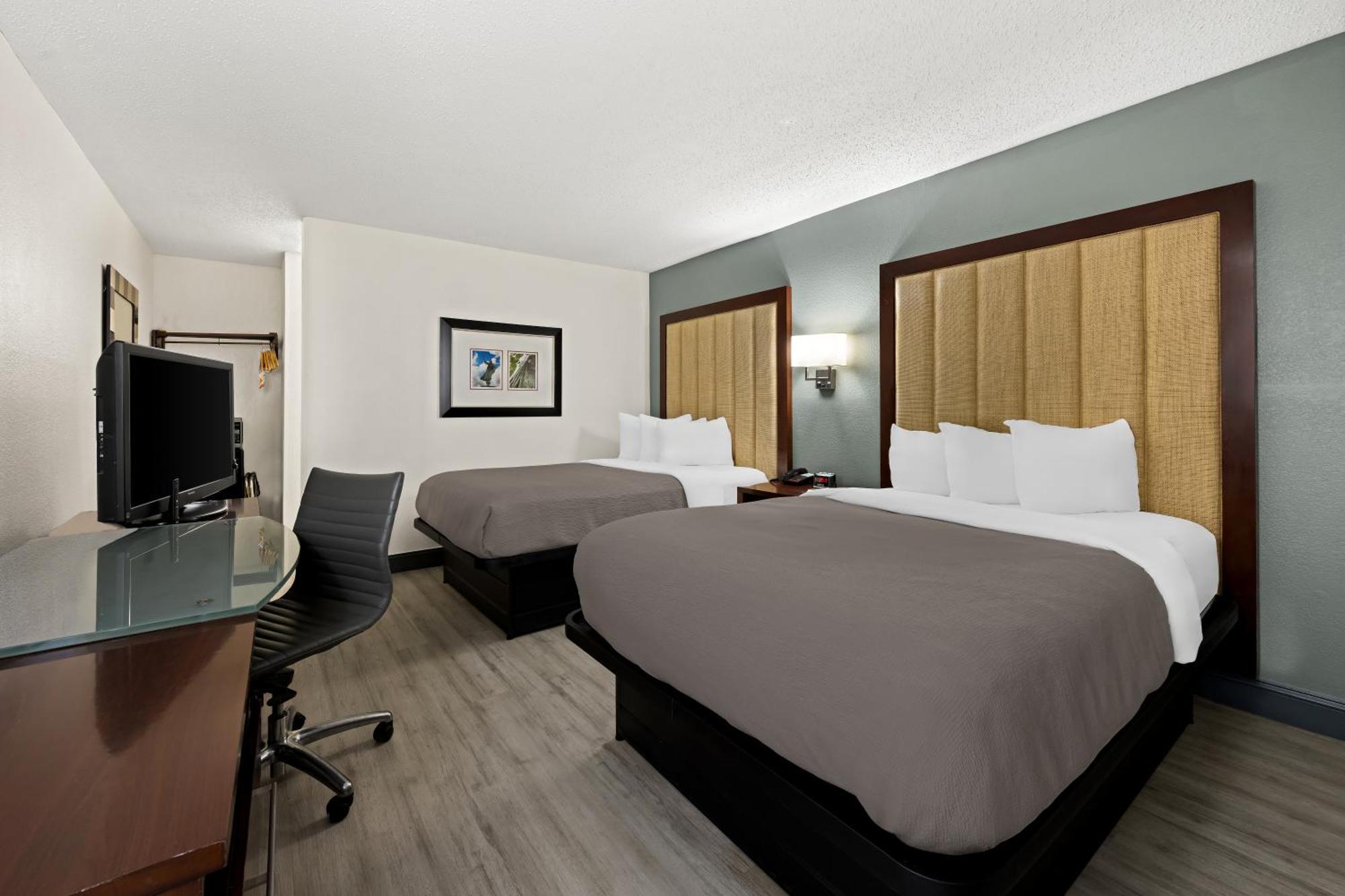 רוקי מאונט Quality Inn מראה חיצוני תמונה