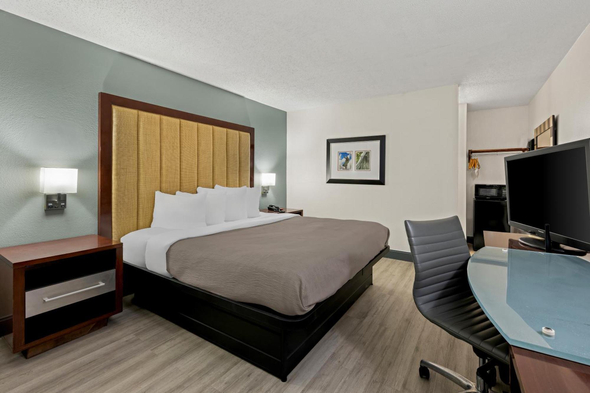 רוקי מאונט Quality Inn מראה חיצוני תמונה